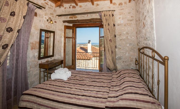 deluxe apartment with panoramic sea view (2)
